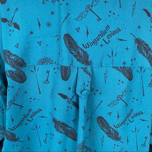 Torrid NWT Teal Harry Potter Blouse - Picture 7 of 8